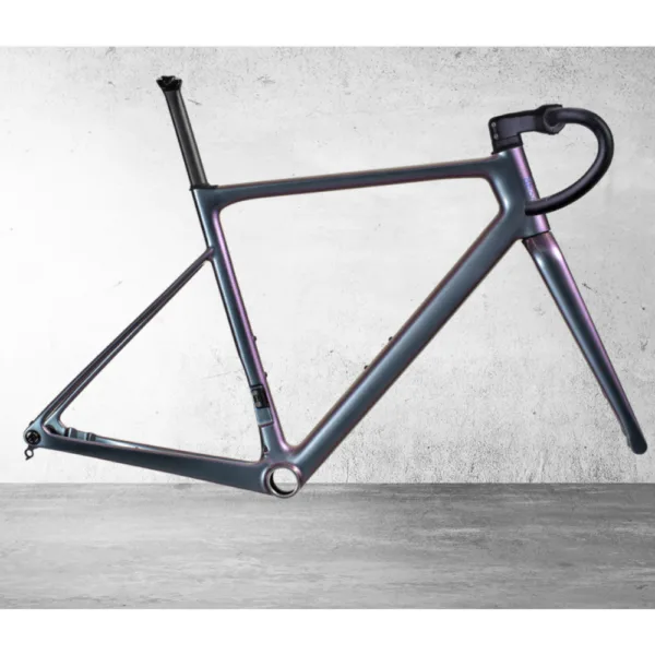 CADRU 8bar KRONPRINZ Carbon v3